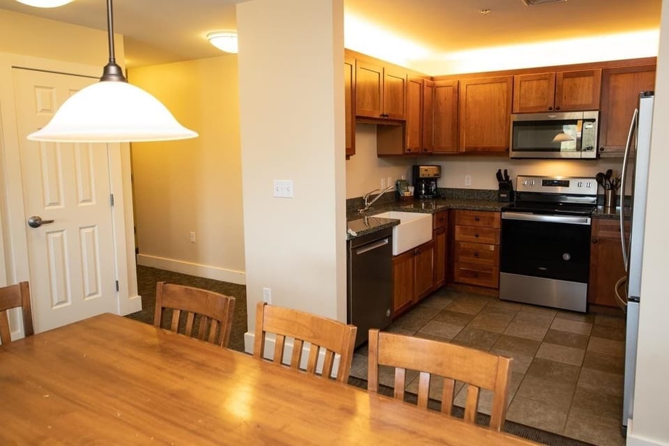 dining room & kitchen