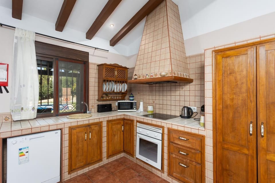 Equipped kitchen