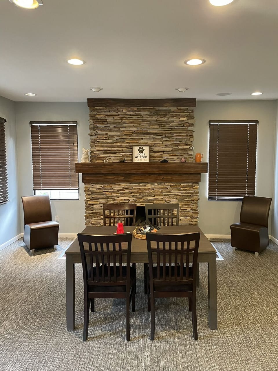 Spacious dining room area 