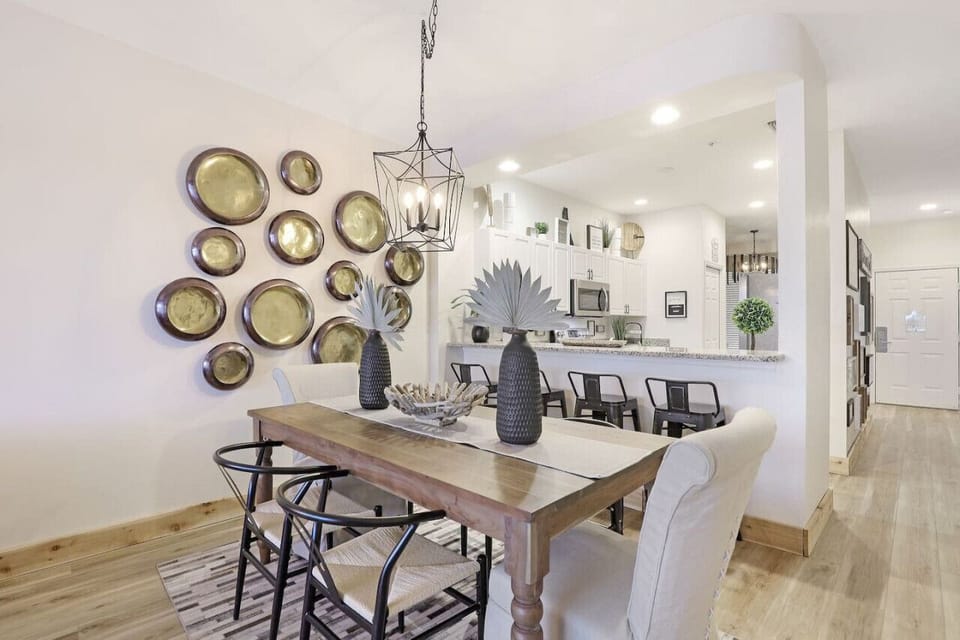 Dine in style with room for six