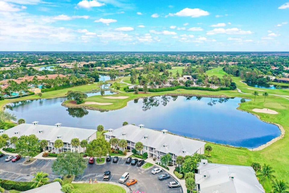 World class golfing and beautiful views of Naples