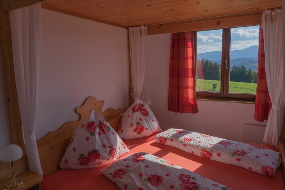 Ferienwohnung Traumblick - Apartments Christine Apartment in Schörfling am Attersee