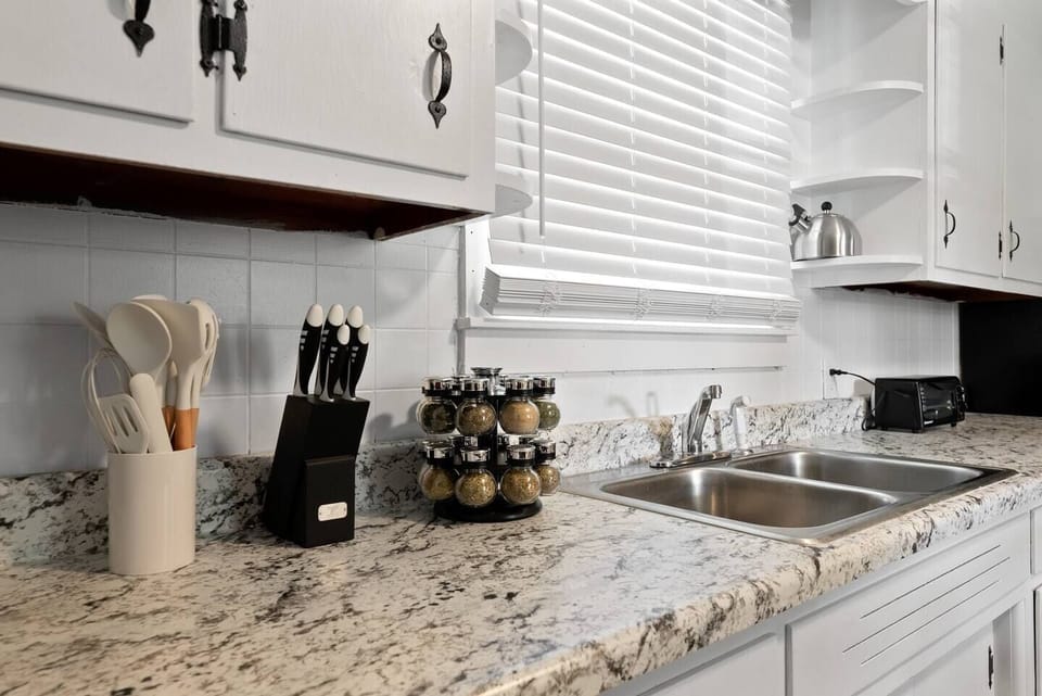 Fully Stocked Kitchen Picture 