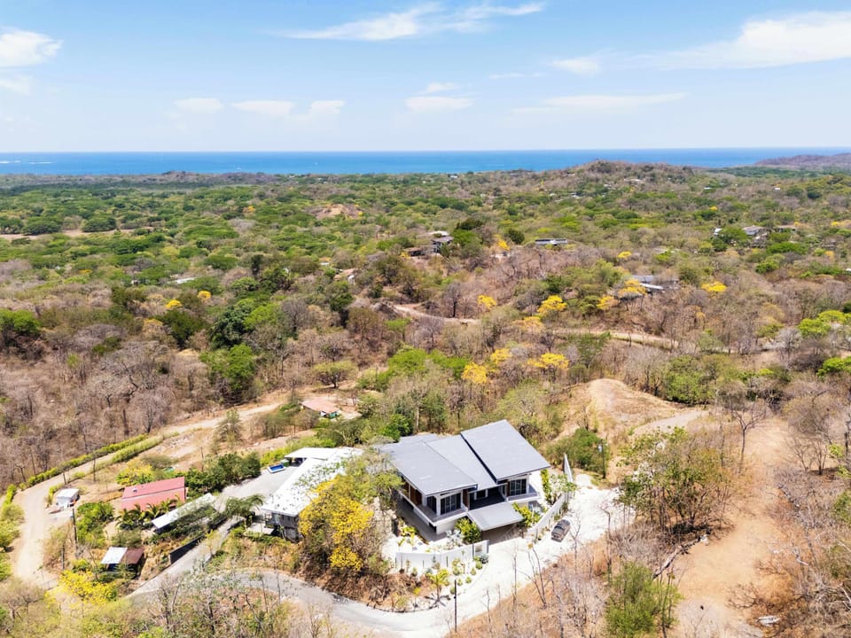 Casa augila: Welcome to your perched-above-the-world escape.