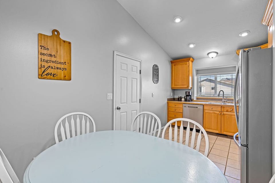 Dining and Kitchen