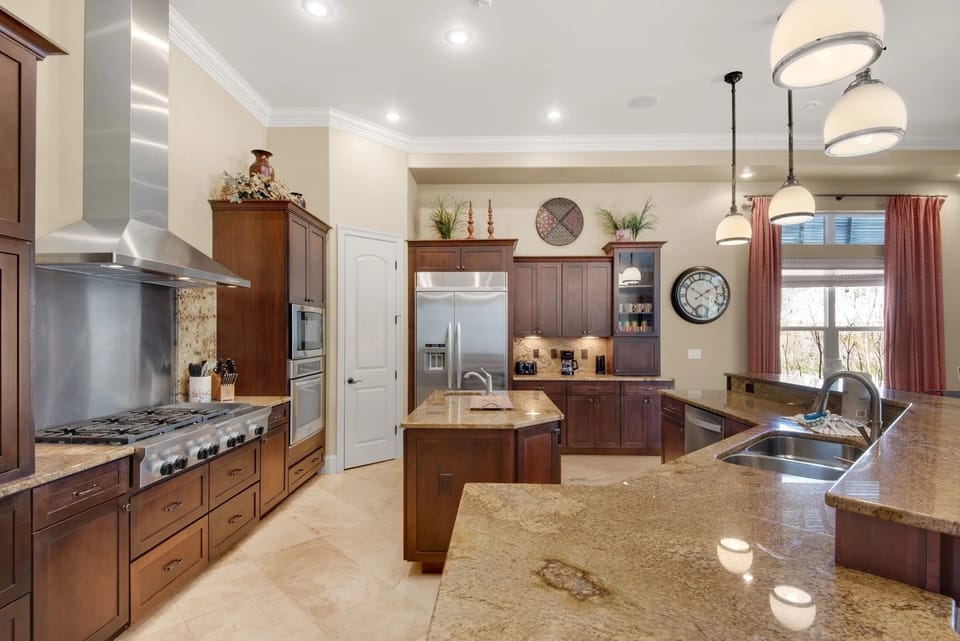 Plenty of counter space 