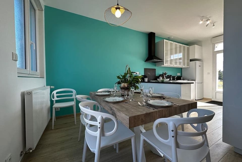 The dining room (2)