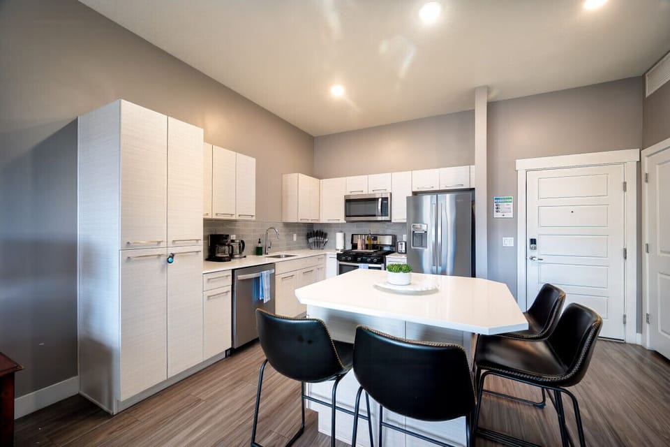 Fully stocked kitchen with everything you need
