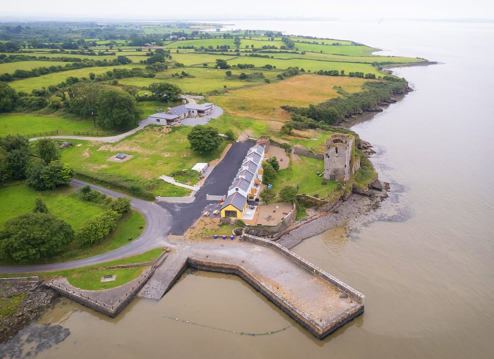 Shannon Castle Holiday Cottages Type D, Riverside Holiday Accommodation Available in Ballysteen, County Limerick
