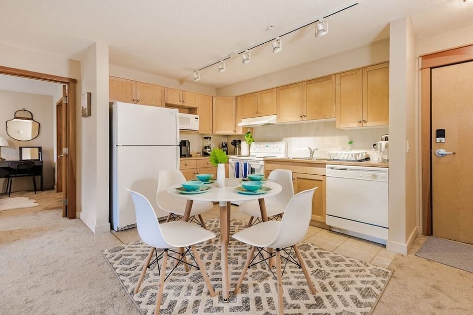 Dining and Kitchen