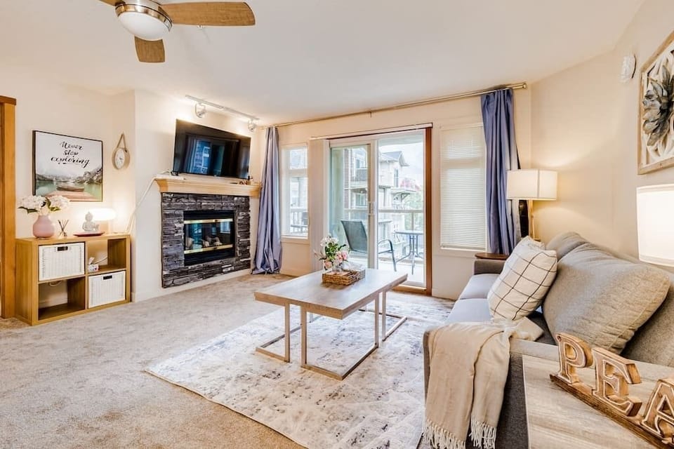 Spacious Living Room