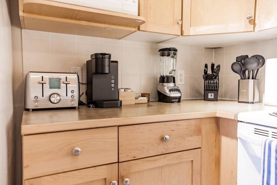 Kitchen Wares