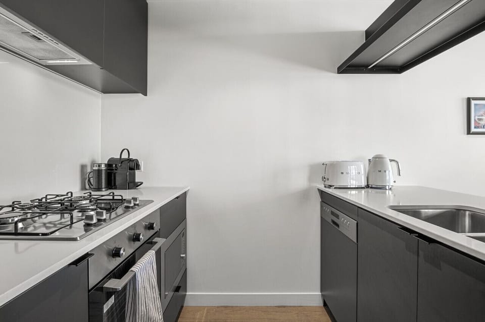 A kitchen with all the essentials for you trip to Melbourne