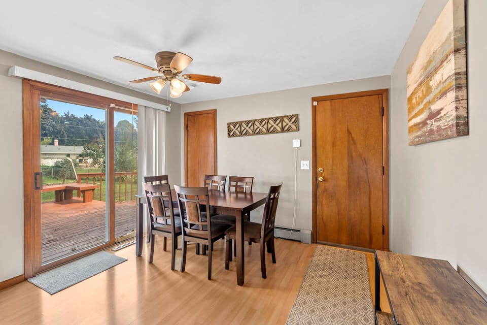 Main Floor Dining Area