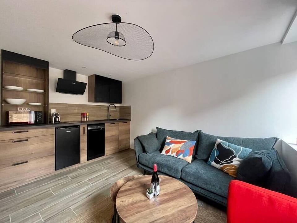 4e804bc8-4991-4fac-9e3e-b4b4dff82aa5