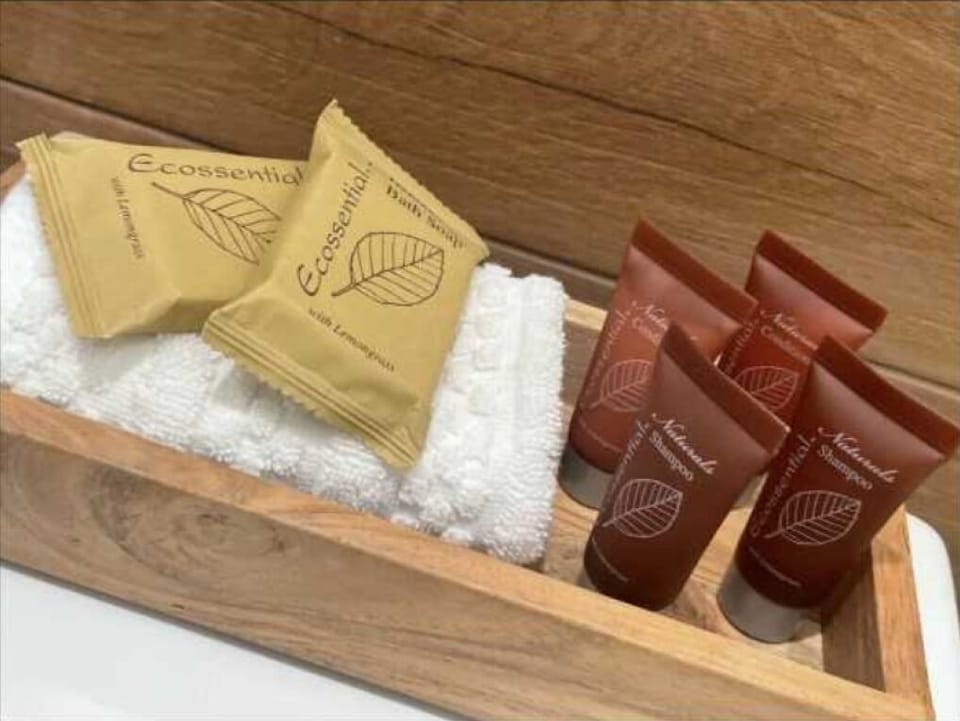 Bathroom amenities