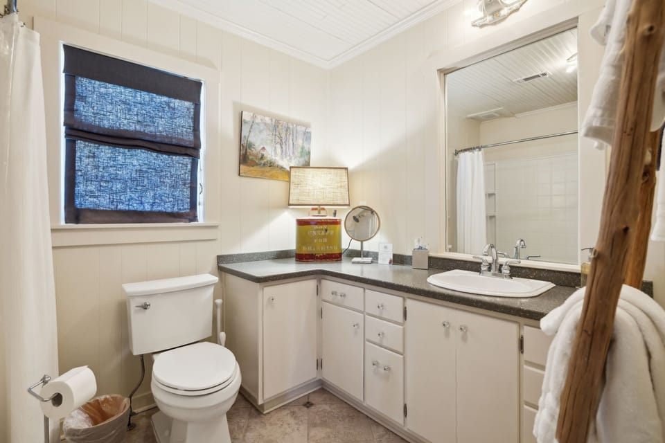 Bathroom (1)