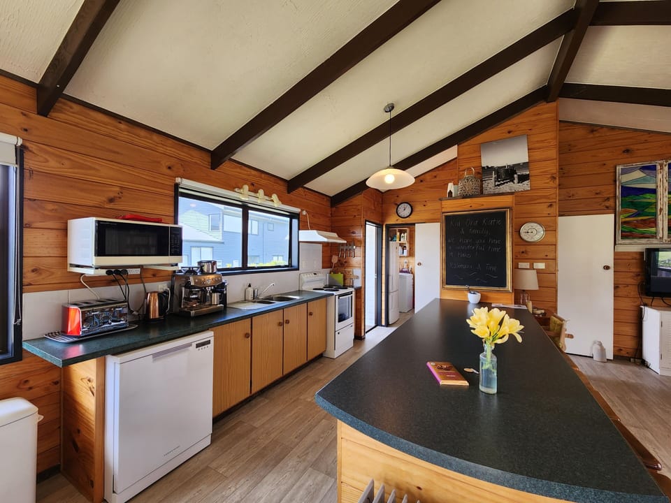 Kitchen (2)