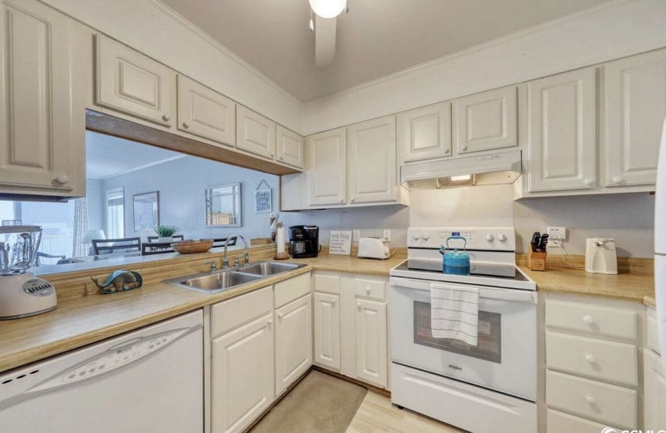 Full size appliances (stove, microwave, fridge, and dishwasher)