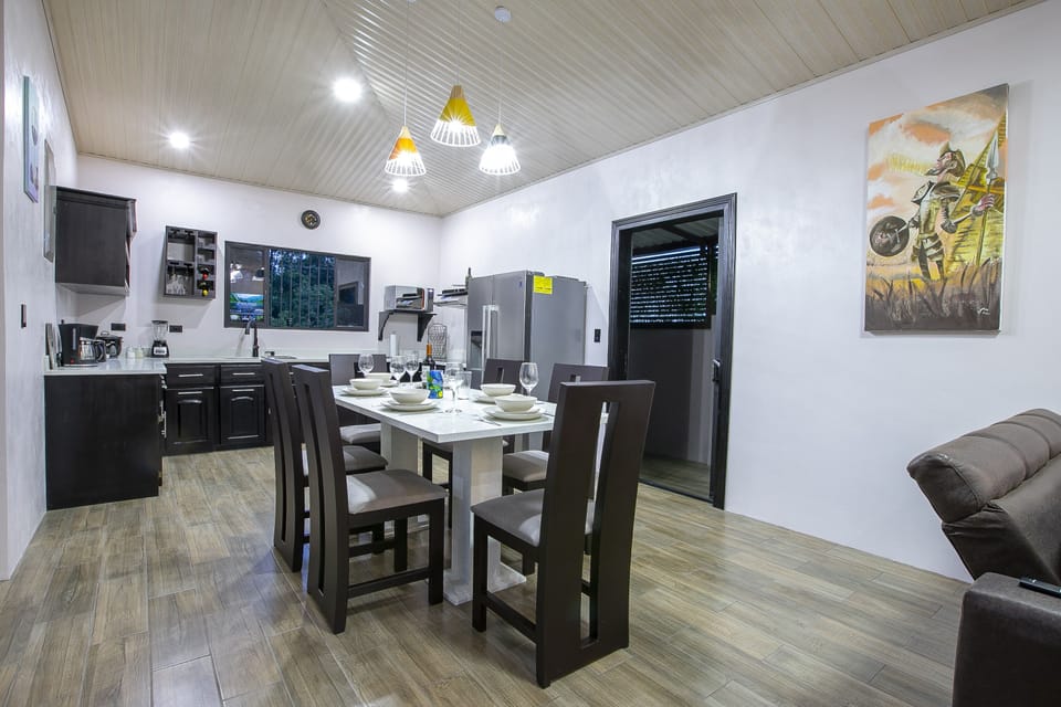 Fully equipped kitchen