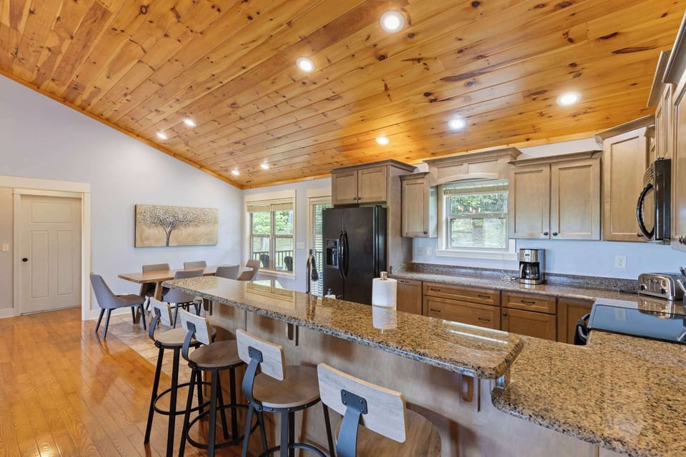 | Horizon View by Boutiq Luxury Vacation Rentals | Blue Ridge, Georgia |