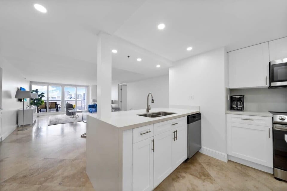 Fully equipped kitchen