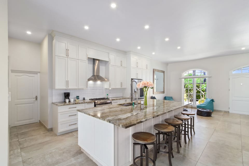 Create culinary masterpieces in our spacious, modern kitchen, equipped with all the essentials.