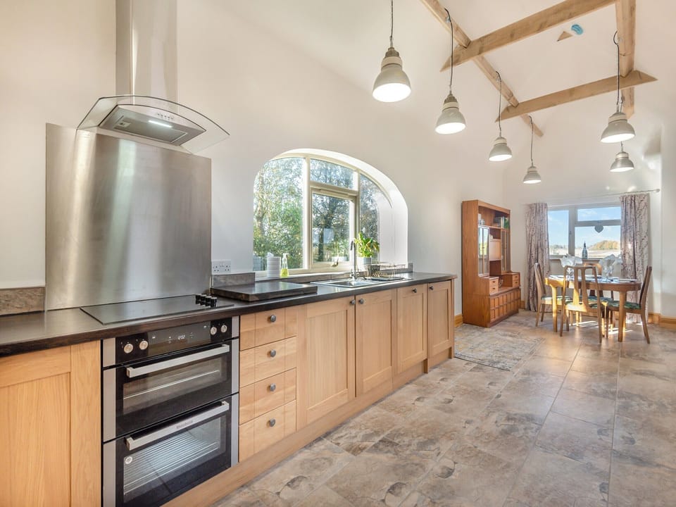 Kitchen | The Old Greenhouse - Panton House Farm, Wragby