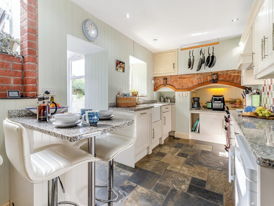 Kitchen | Solva-Llys Aber, Solva