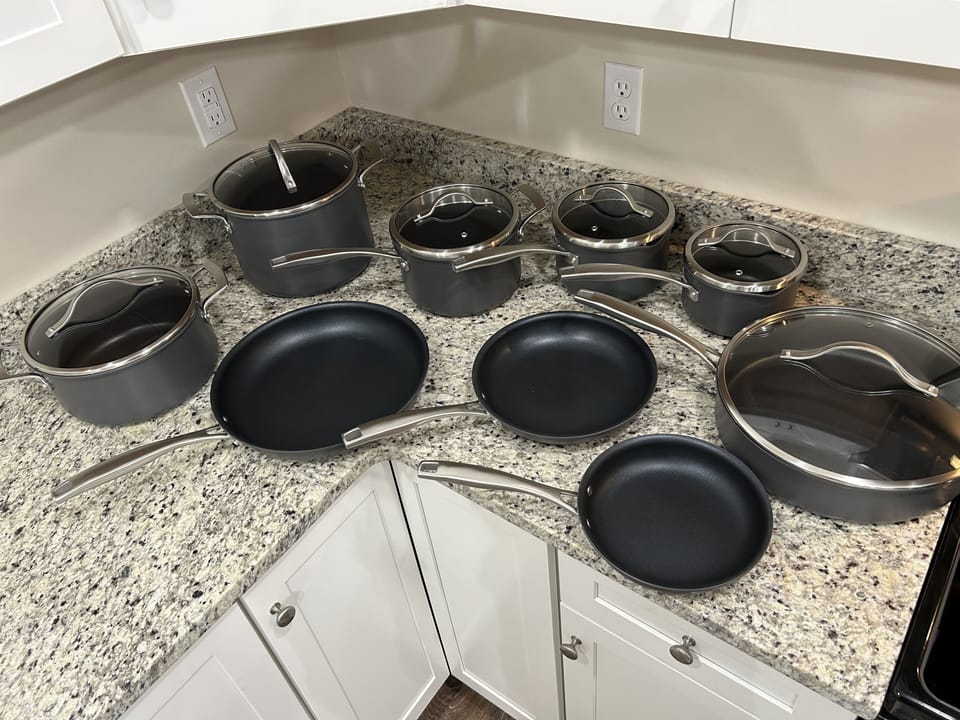 Pots & Pans with interchangable lids.