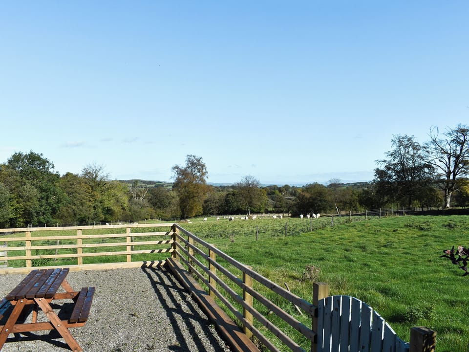 Sitting-out-area | Cartws Blaenparc Coach House - Blaenparc, Dihewyd<br />, near Aberaeron