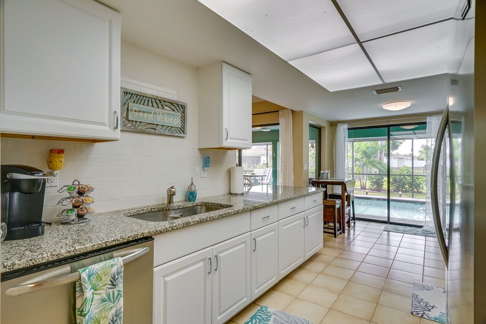 Kitchen | Cooking Basics | Coffee Maker | Toaster