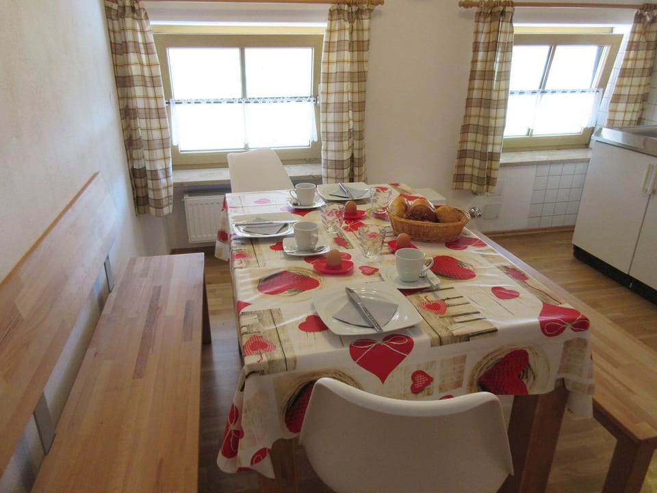 Ferienwohnung 3 für 4 Personen, Balkon, 70 qm Apartment in Berchtesgadener Land