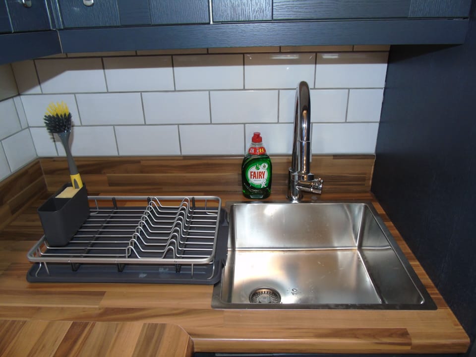 Kitchen Sink (2)