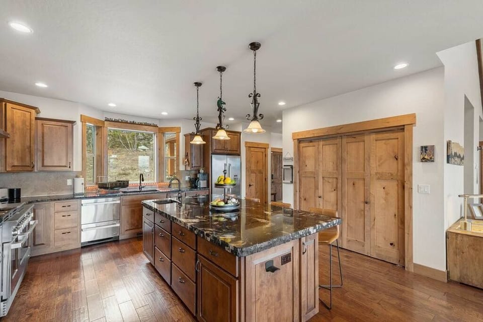 Plenty of space to move around in the kitchen