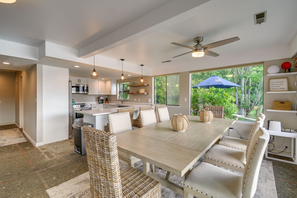 Dining Area | Dishware & Flatware Provided | Central Heating