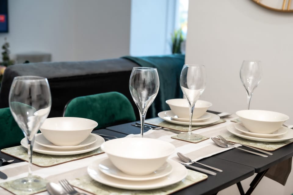 Living Room / Lounge