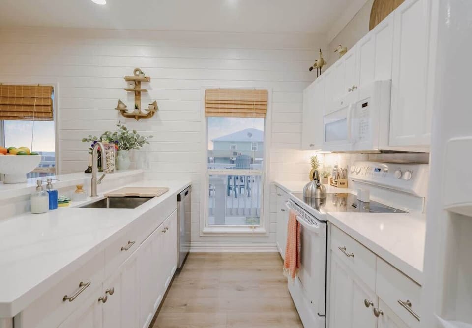 Kitchen 2 Sky Replace