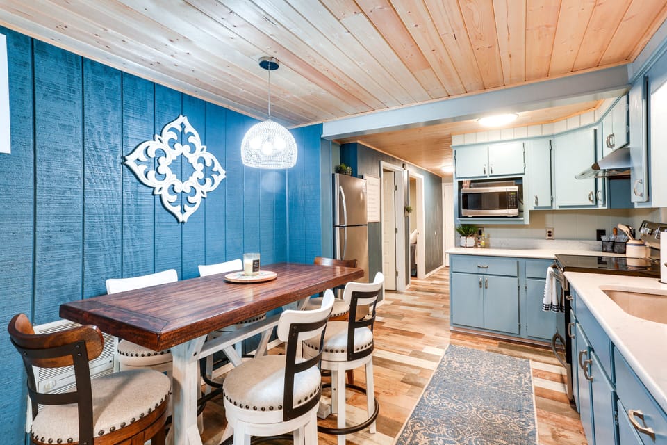 Kitchen | Family Friendly | Arcade Game Console