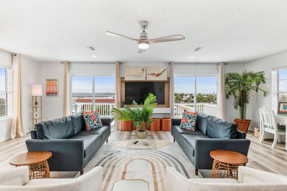 HGTV inspired design living area w/plenty of seating and stunning water views.