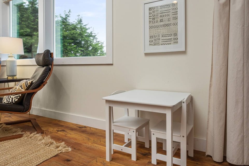 "This place is great. The beds were comfy and it was clean. It was a good location for our family since " - Katherine