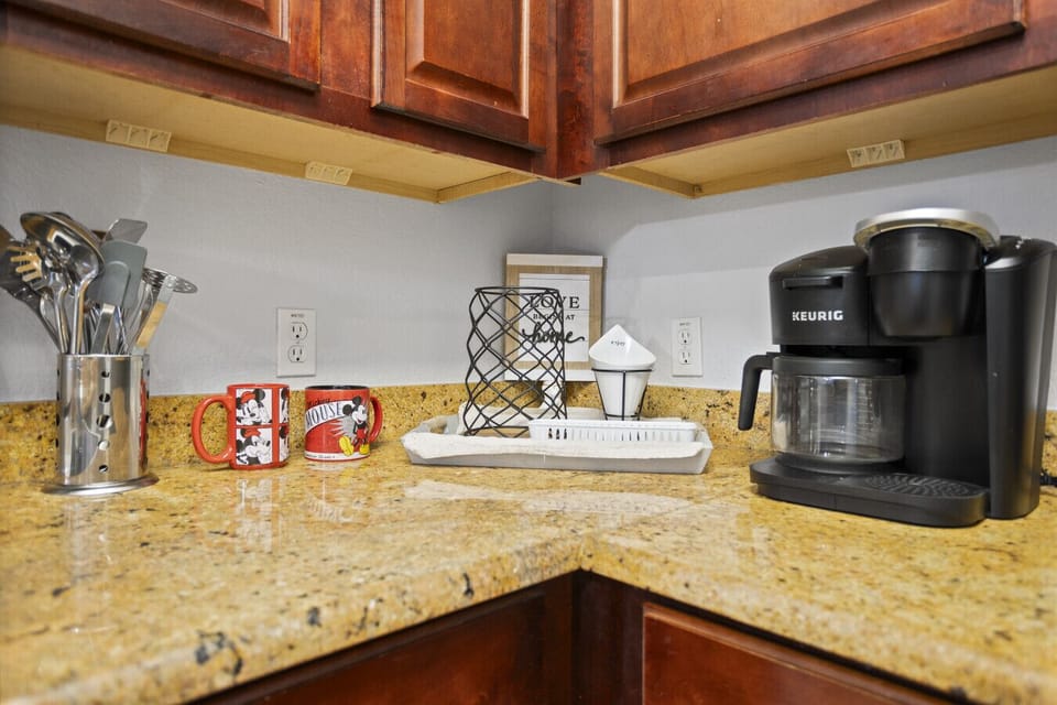 #travel #vacation #airbnbsuperhost #vacationrental #Disney