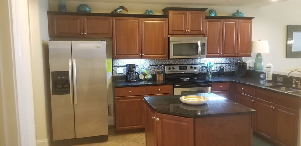 kitchen & counter