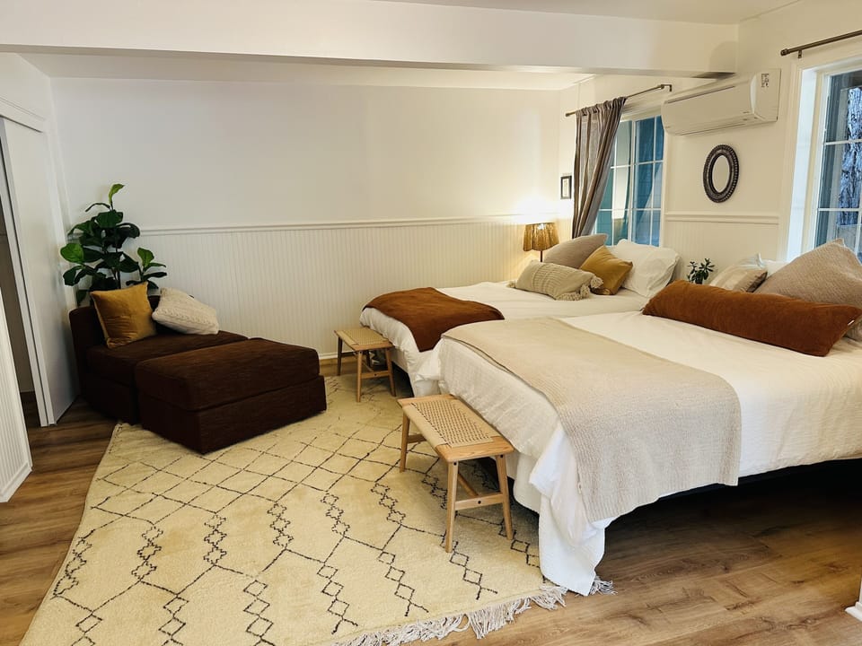 2 Queen beds with adjustable frames