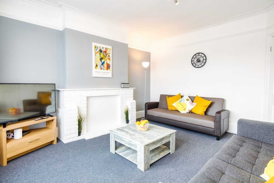 The living room space has 1 sofa bed