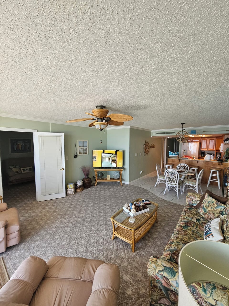 plenty of room to spread out 