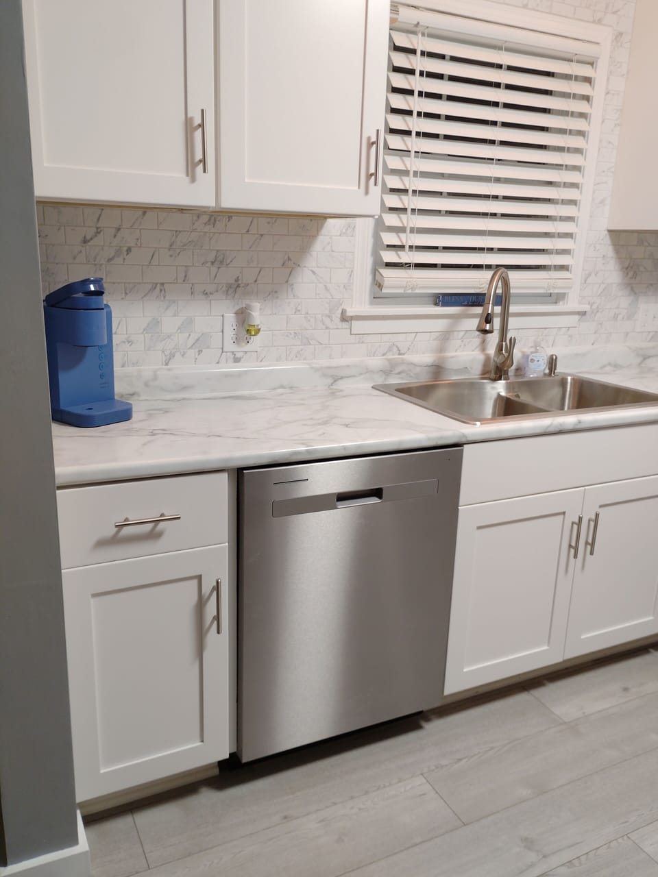 dishwasher 