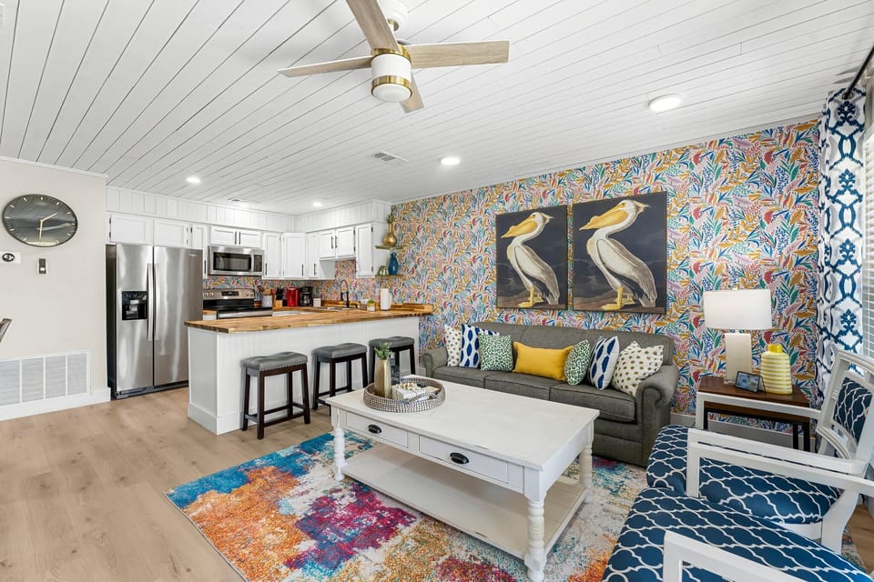 Open Concept- Living/ Kitchen/ Dining/ Queen Sleeper 

