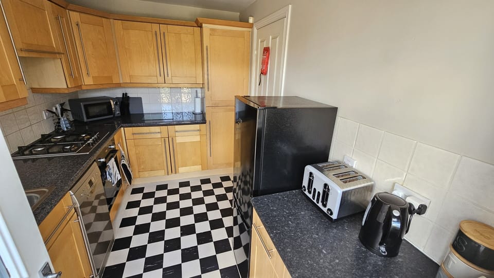Kitchen area with ample prep space
