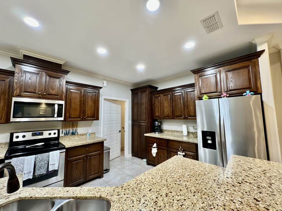 Large Kitchen
